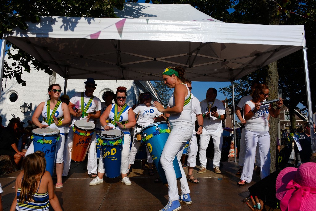 ../Images/Zomercarnaval Noordwijkerhout 264.jpg